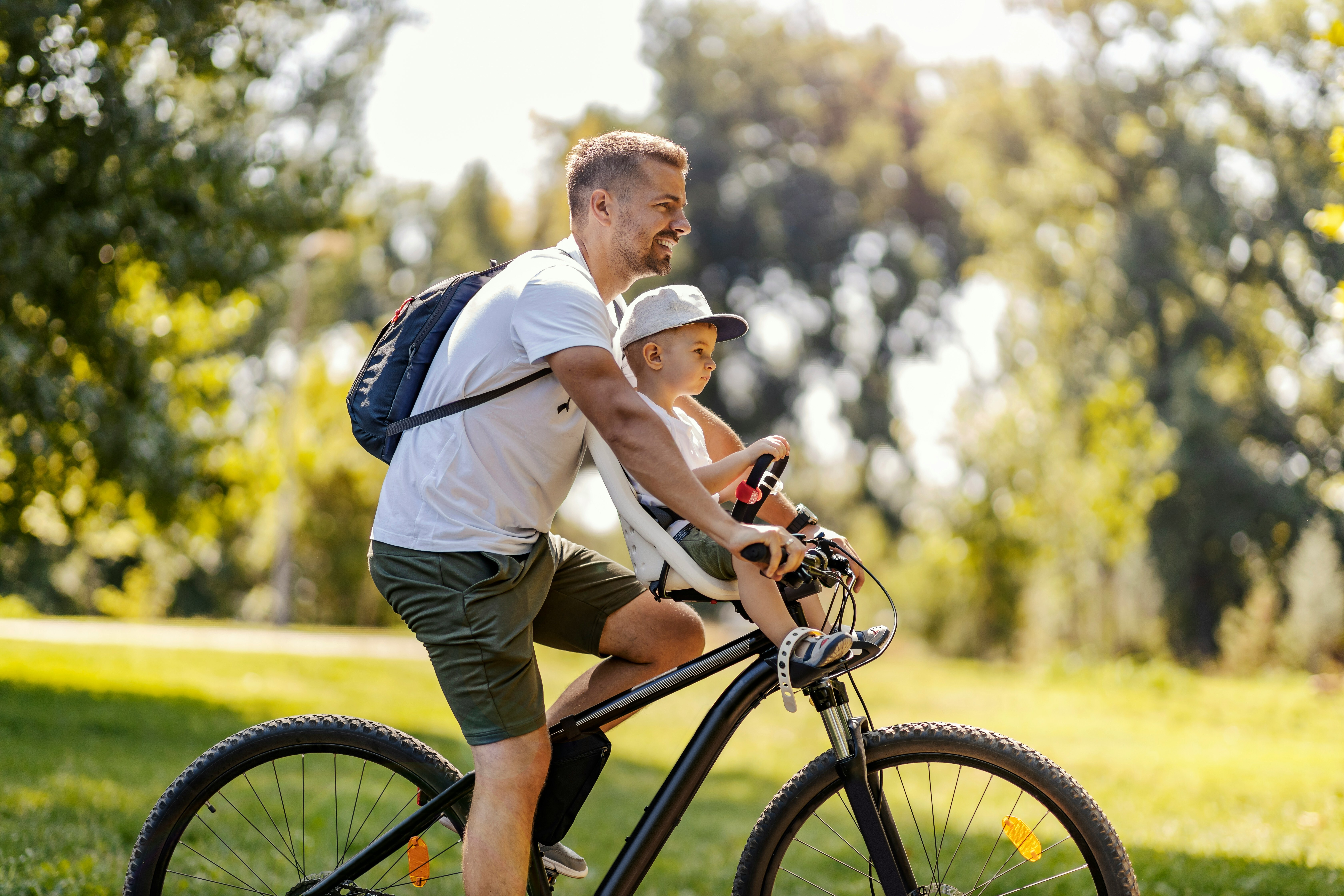 ride_bicycle_with_son